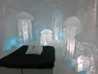 Ett av rummen i ishotellet i Jukkasjärvi.